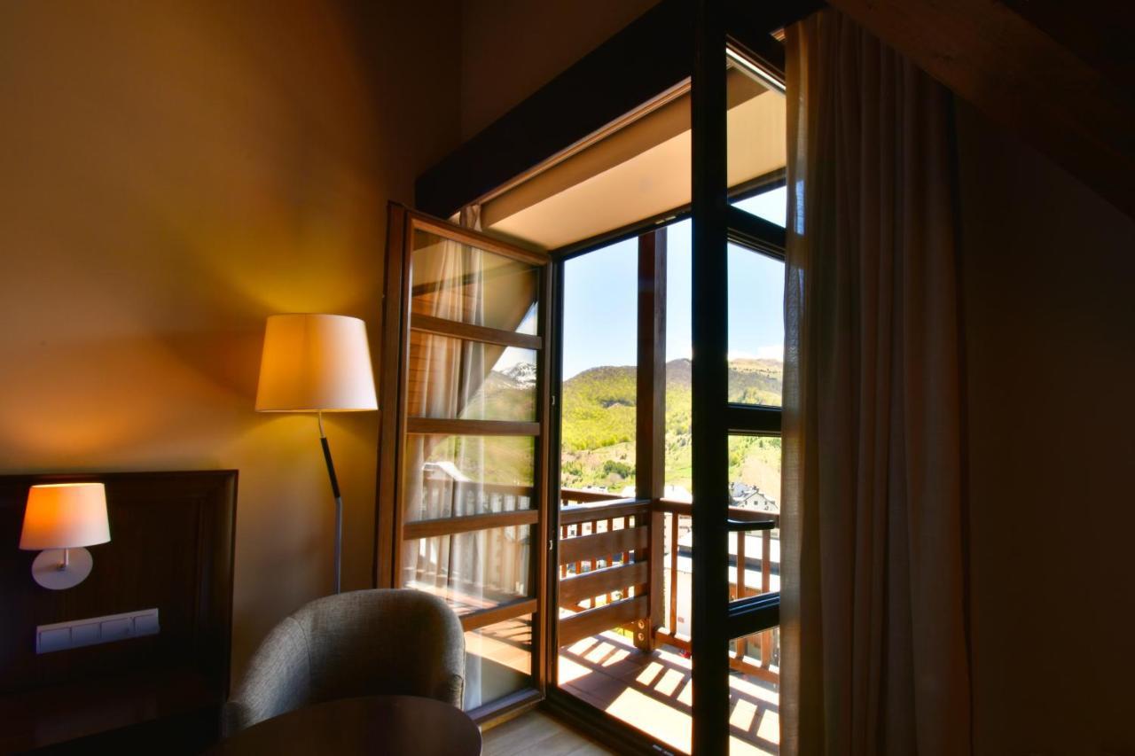 Hotel Aragon Hills&Spa Formigal Exterior foto