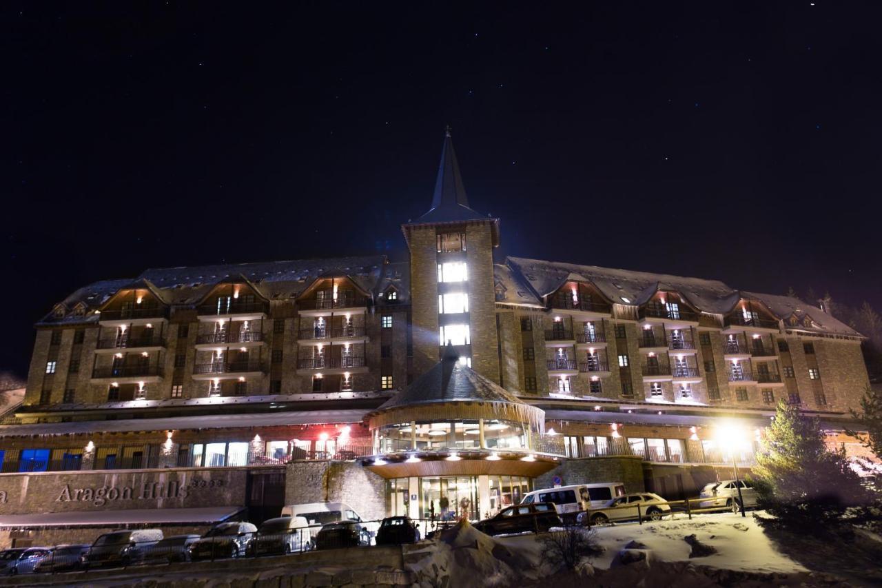 Hotel Aragon Hills&Spa Formigal Exterior foto
